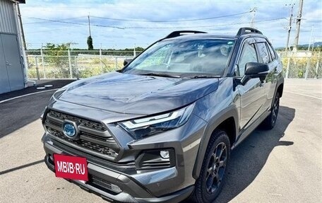 Toyota RAV4, 2024 год, 5 105 000 рублей, 2 фотография