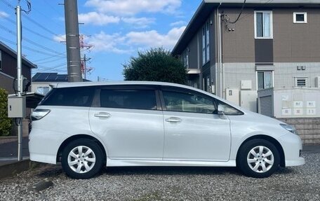 Toyota Wish II, 2017 год, 1 240 000 рублей, 4 фотография