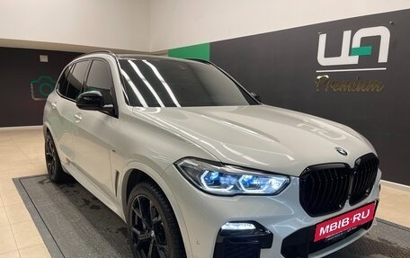 BMW X5, 2021 год, 9 500 000 рублей, 2 фотография