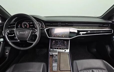 Audi A6, 2021 год, 4 800 000 рублей, 6 фотография