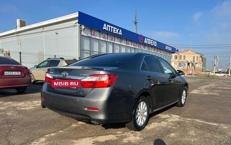 Toyota Camry, 2013 год, 1 570 000 рублей, 6 фотография