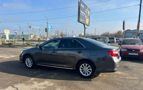 Toyota Camry, 2013 год, 1 570 000 рублей, 10 фотография