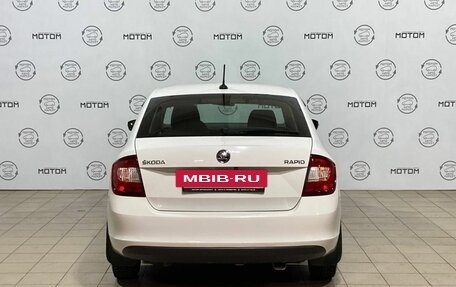 Skoda Rapid I, 2018 год, 1 350 000 рублей, 5 фотография