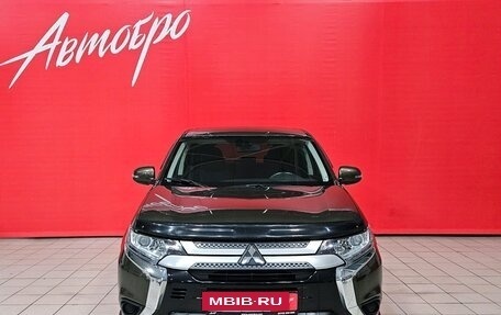 Mitsubishi Outlander III рестайлинг 3, 2018 год, 2 090 000 рублей, 8 фотография