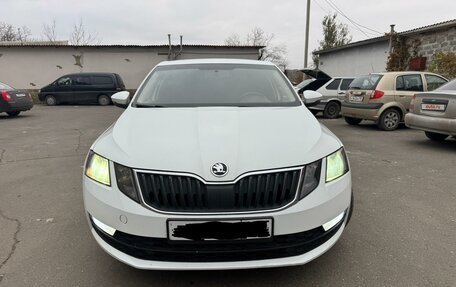 Skoda Octavia, 2018 год, 1 980 000 рублей, 2 фотография