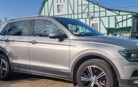 Volkswagen Tiguan II, 2017 год, 2 900 000 рублей, 3 фотография