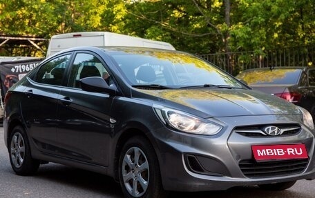 Hyundai Solaris II рестайлинг, 2014 год, 2 498 000 рублей, 1 фотография