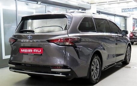 Toyota Sienna, 2021 год, 5 000 000 рублей, 4 фотография