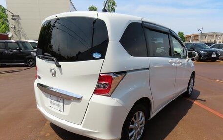 Honda Freed I, 2016 год, 750 000 рублей, 8 фотография