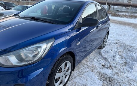 Hyundai Solaris II рестайлинг, 2011 год, 990 000 рублей, 22 фотография