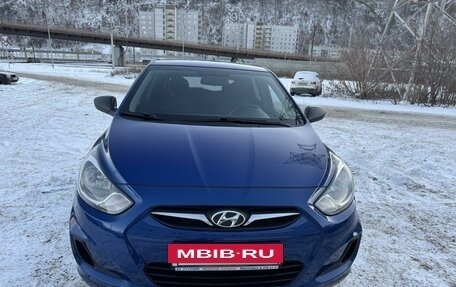 Hyundai Solaris II рестайлинг, 2011 год, 990 000 рублей, 32 фотография