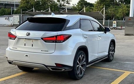 Lexus RX IV рестайлинг, 2021 год, 4 590 000 рублей, 6 фотография