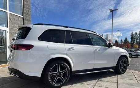 Mercedes-Benz GLS, 2024 год, 16 480 000 рублей, 4 фотография