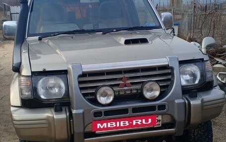 Mitsubishi Pajero III рестайлинг, 1996 год, 250 000 рублей, 5 фотография