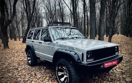 Jeep Cherokee, 1987 год, 1 800 000 рублей, 1 фотография