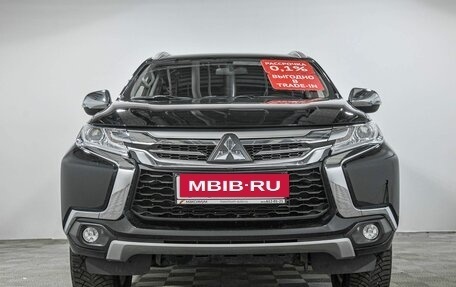 Mitsubishi Pajero Sport III рестайлинг, 2020 год, 4 070 000 рублей, 2 фотография