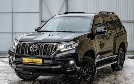 Toyota Land Cruiser Prado 150 рестайлинг 2, 2020 год, 6 950 000 рублей, 1 фотография