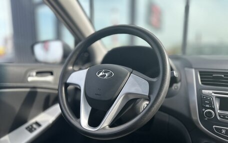 Hyundai Solaris II рестайлинг, 2013 год, 939 000 рублей, 10 фотография