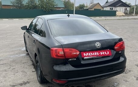 Volkswagen Jetta VI, 2012 год, 899 000 рублей, 8 фотография