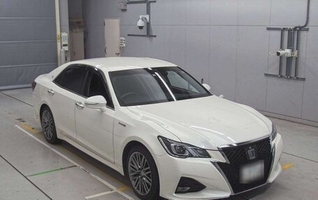 Toyota Crown, 2017 год, 3 220 000 рублей, 6 фотография