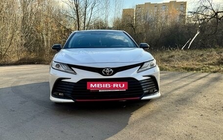 Toyota Camry, 2021 год, 4 500 000 рублей, 11 фотография