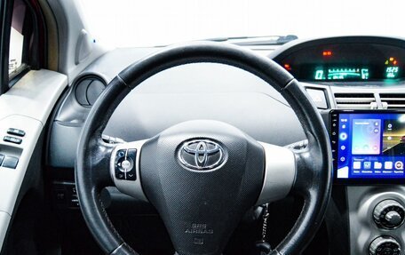 Toyota Yaris III рестайлинг, 2007 год, 387 000 рублей, 19 фотография