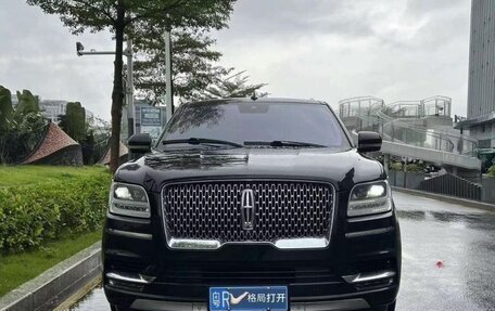 Lincoln Navigator, 2021 год, 9 266 468 рублей, 2 фотография