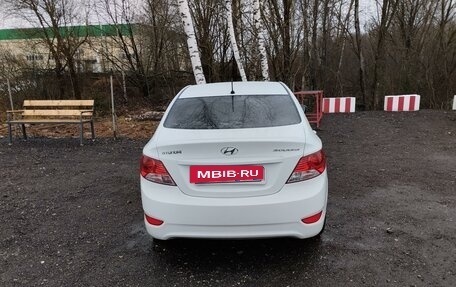 Hyundai Solaris II рестайлинг, 2013 год, 820 000 рублей, 8 фотография