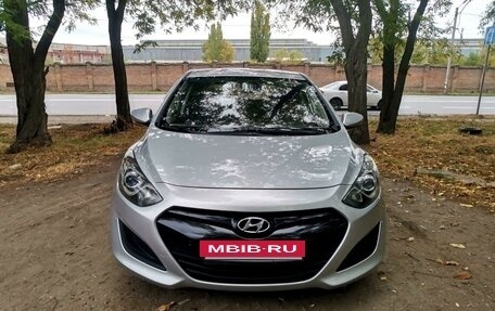 Hyundai i30 II рестайлинг, 2012 год, 1 050 000 рублей, 2 фотография