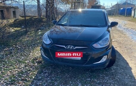 Hyundai Solaris II рестайлинг, 2011 год, 690 000 рублей, 4 фотография