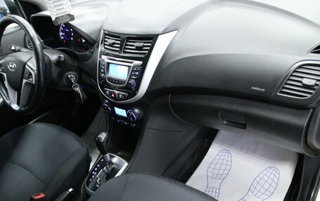 Hyundai Solaris II рестайлинг, 2013 год, 1 193 000 рублей, 19 фотография