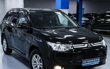 Mitsubishi Outlander III рестайлинг 3, 2012 год, 1 453 000 рублей, 12 фотография