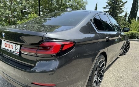 BMW 5 серия, 2019 год, 4 200 000 рублей, 10 фотография