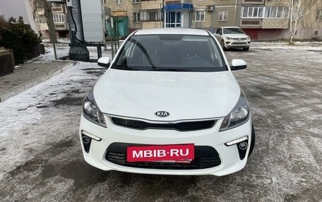 KIA Rio IV, 2020 год, 1 950 000 рублей, 2 фотография