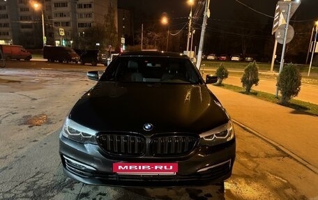 BMW 5 серия, 2019 год, 3 600 000 рублей, 2 фотография