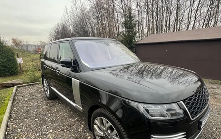 Land Rover Range Rover IV рестайлинг, 2018 год, 8 000 000 рублей, 1 фотография