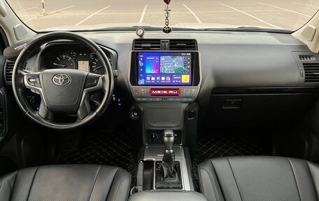 Toyota Land Cruiser Prado 150 рестайлинг 2, 2019 год, 5 280 000 рублей, 11 фотография