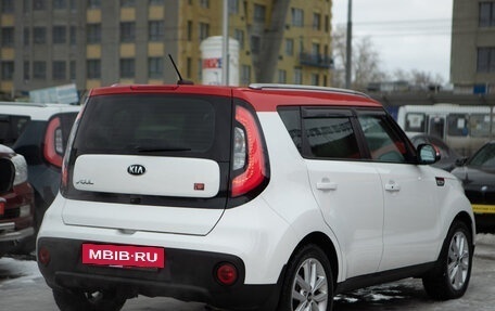 KIA Soul II рестайлинг, 2018 год, 1 635 000 рублей, 5 фотография