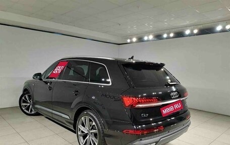 Audi Q7, 2022 год, 15 750 000 рублей, 4 фотография