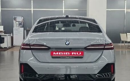 BMW 5 серия, 2024 год, 7 350 000 рублей, 3 фотография