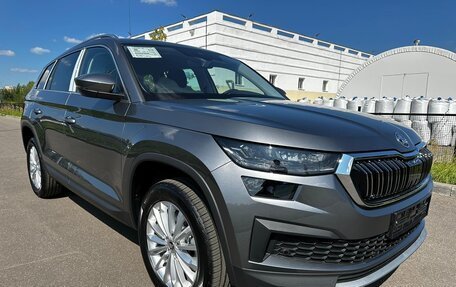 Skoda Kodiaq, 2024 год, 5 100 000 рублей, 3 фотография