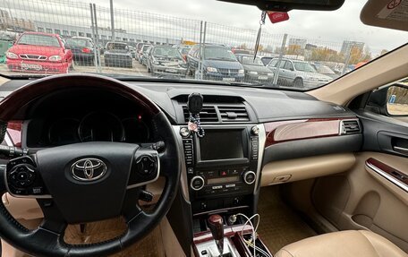 Toyota Camry, 2012 год, 1 700 000 рублей, 20 фотография