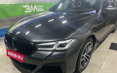 BMW 5 серия, 2020 год, 4 800 000 рублей, 11 фотография