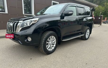 Toyota Land Cruiser Prado 150 рестайлинг 2, 2014 год, 3 680 000 рублей, 3 фотография