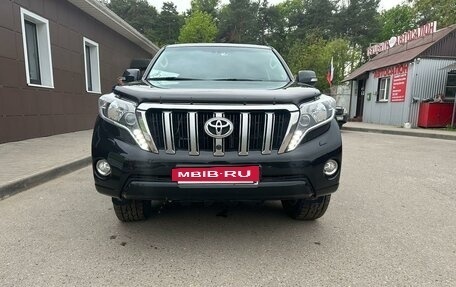 Toyota Land Cruiser Prado 150 рестайлинг 2, 2014 год, 3 680 000 рублей, 2 фотография