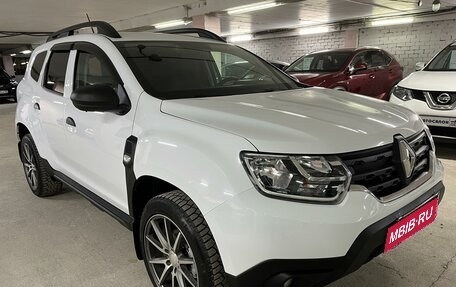 Renault Duster, 2022 год, 1 995 000 рублей, 3 фотография