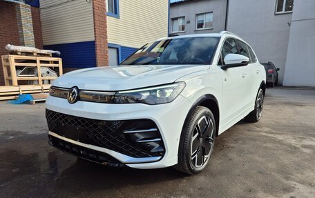 Volkswagen Tiguan, 2024 год, 5 565 000 рублей, 3 фотография