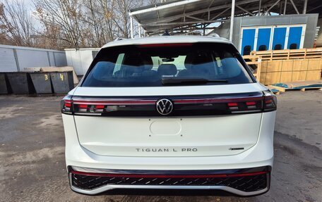 Volkswagen Tiguan, 2024 год, 5 565 000 рублей, 6 фотография