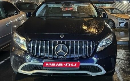 Mercedes-Benz GLA, 2018 год, 2 450 000 рублей, 15 фотография