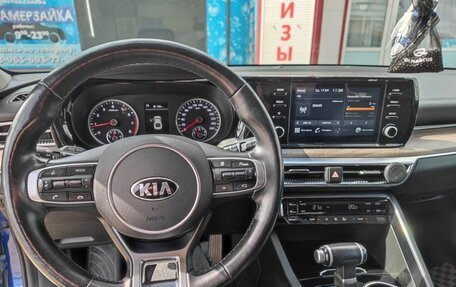 KIA K5, 2020 год, 2 200 000 рублей, 11 фотография